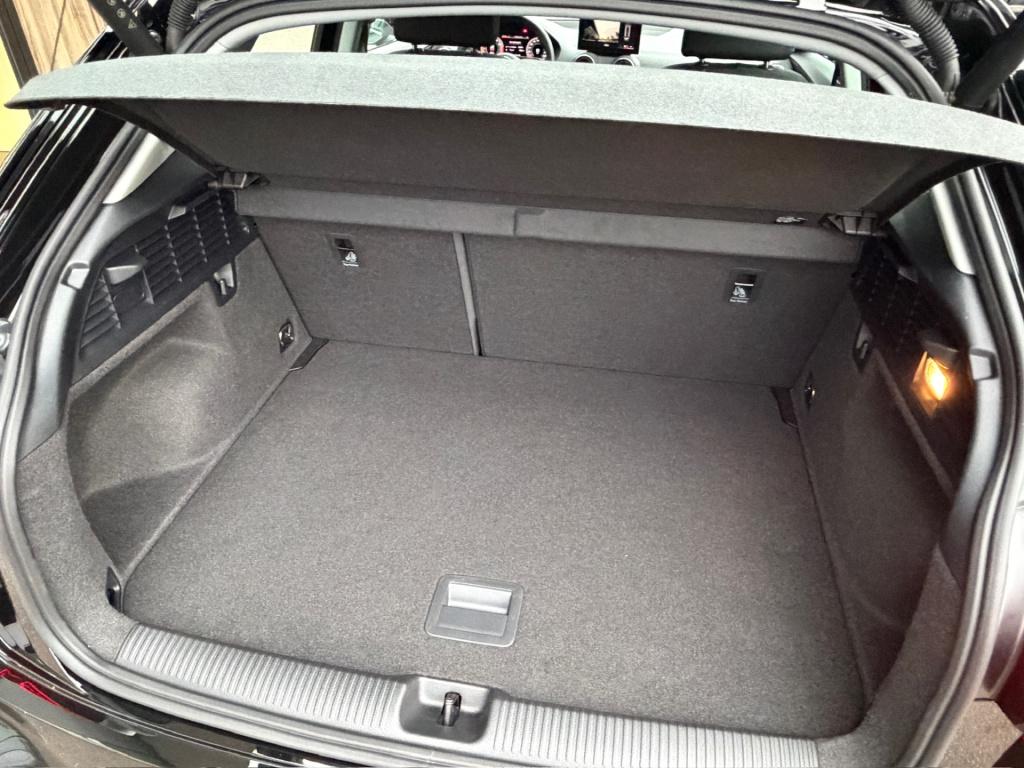 Audi Q2 35 tfsi 150pk s-tronic advanced | camera | keyless | elek. achterkl