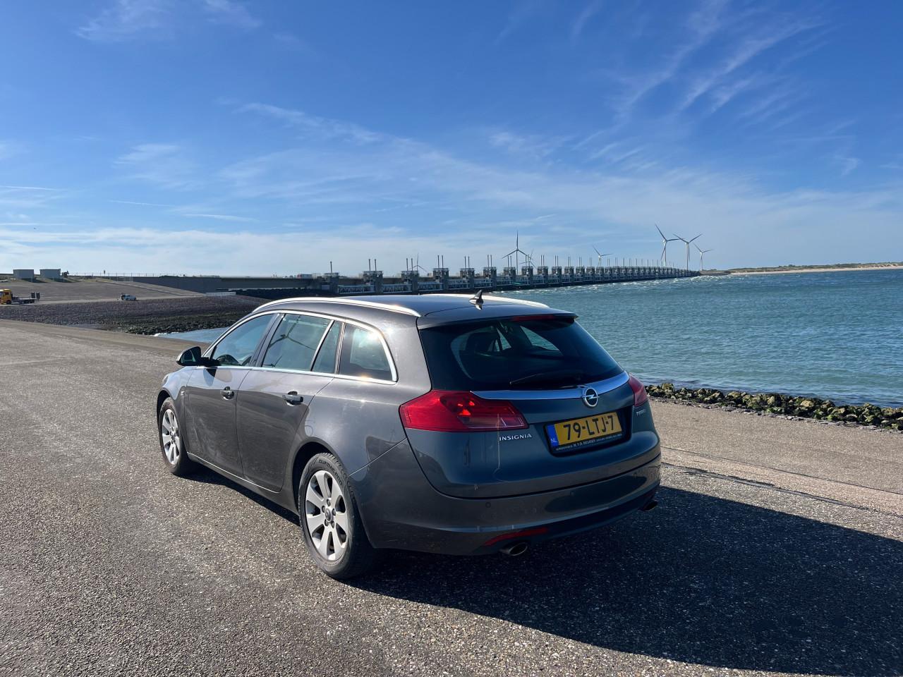 Opel Insignia 1.6 Turbo Ecotec 180pk 2010 Grijs