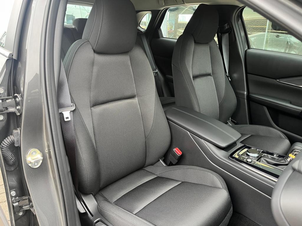 Mazda Cx-30 2.5 e-skyactiv-g m hybrid centre-line|nieuwe auto