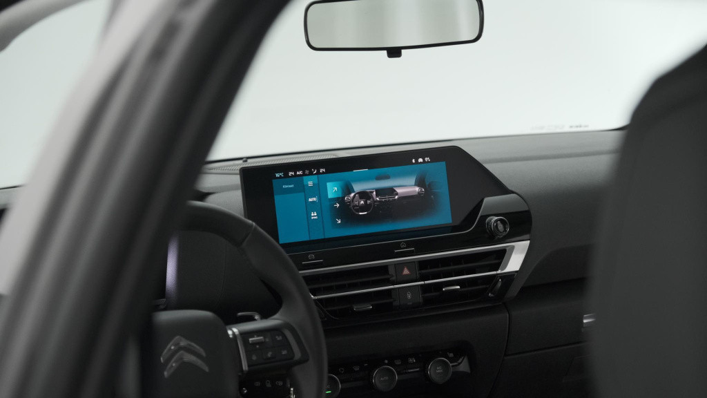 Citroen C4 X puretech 130 eat8 plus | camera | stoelverwarming | apple carp