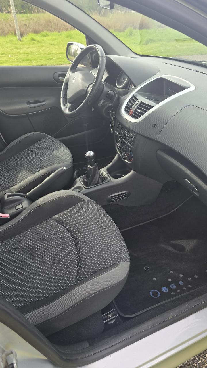 Peugeot 206+ 1.4 urban move 2012
