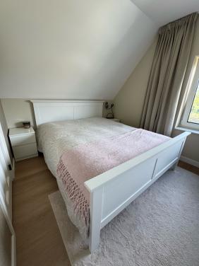 Bed 160x200cm inclusief lattenbodems