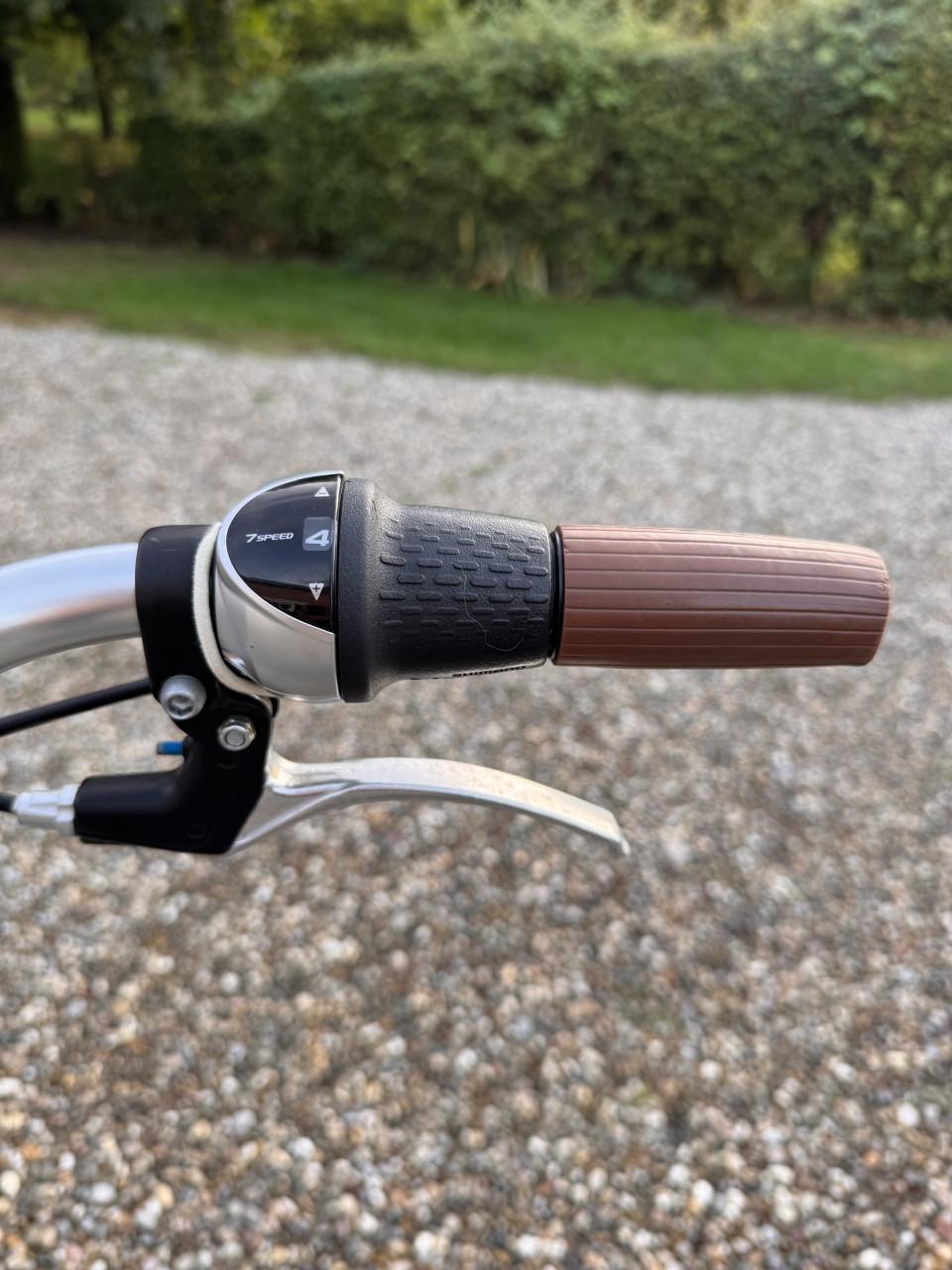 Roetz fiets met mand en 7 versnellingen