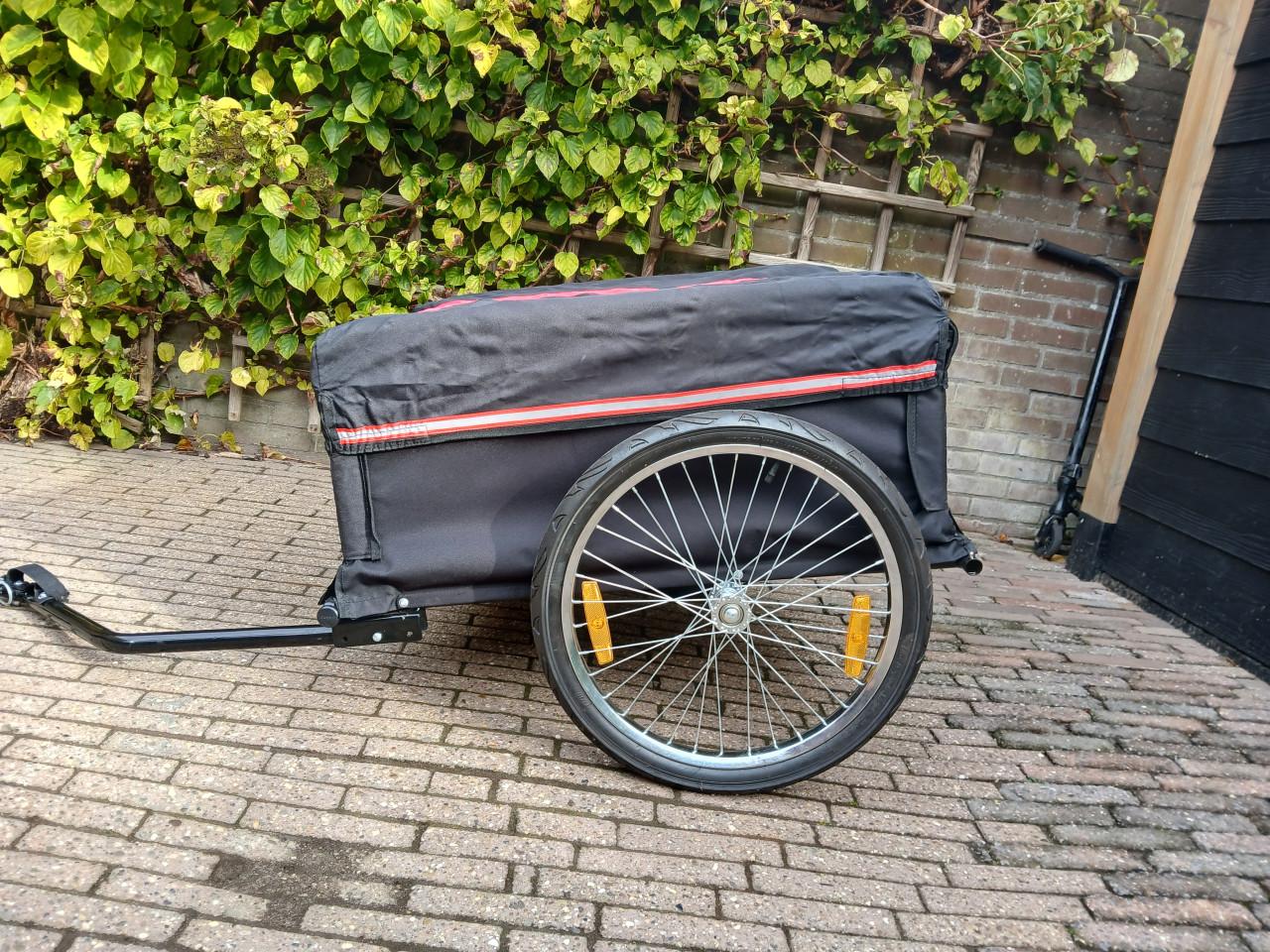 Fietskar met afdekhoes