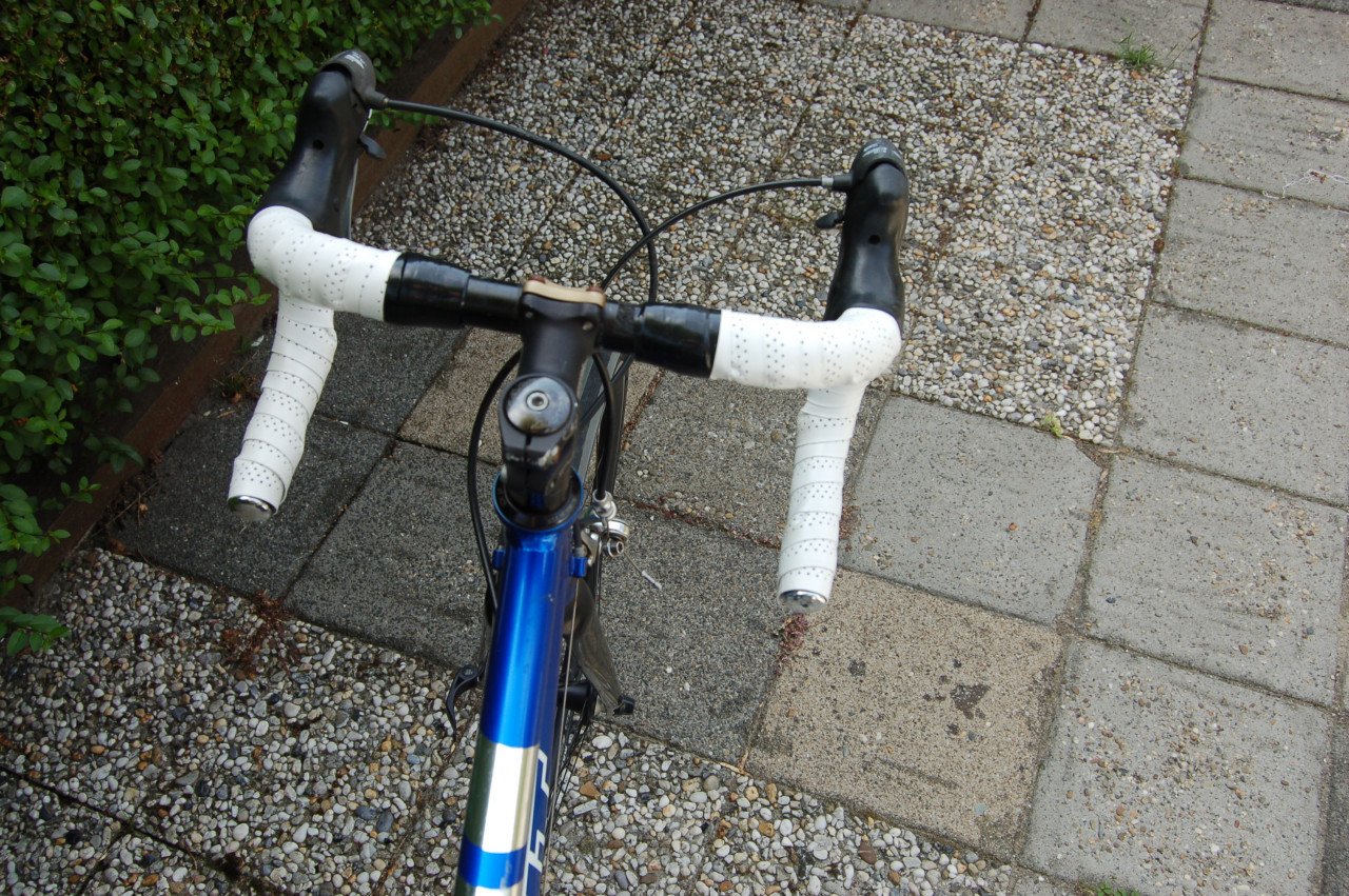 Racefiets voor de jonge renner  * * *