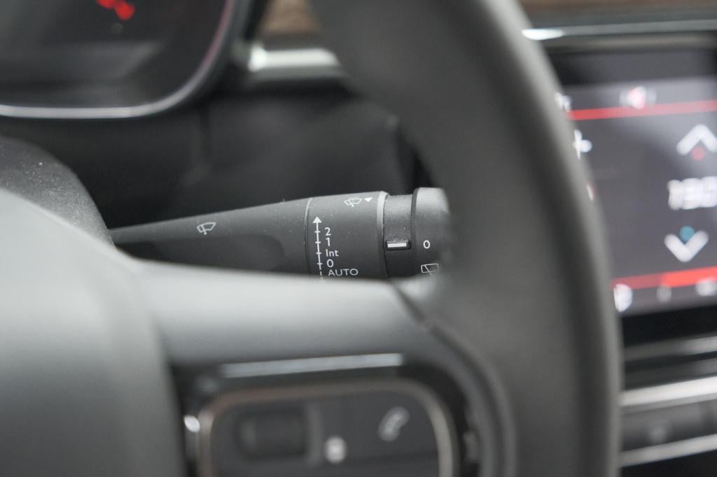 Citroen C3 puretech 83 max | camera | stoelverwarming | navigatie | parkeer