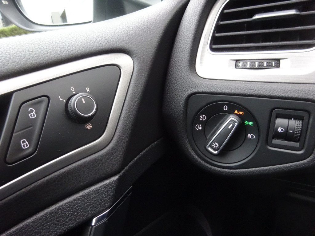 Volkswagen Golf 1.4 tgi cng highline navi / lm velgen / cruise control / ap
