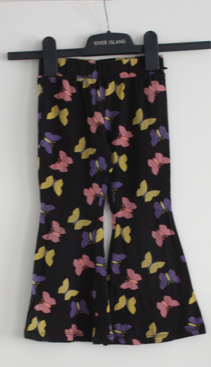 Broek  met vlinder print maat 98