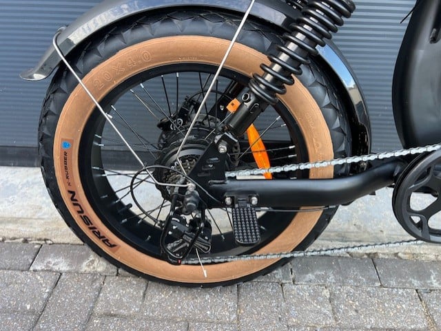 EB8 Elektrische Fatbike Weinig kilometer 00183 kl meter