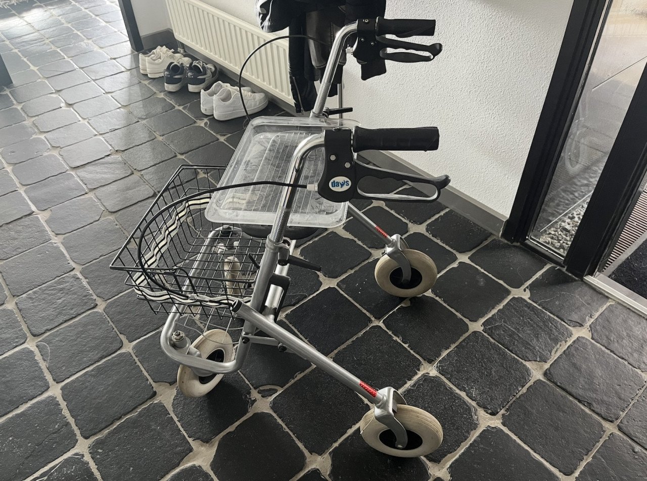 ROLLATOR