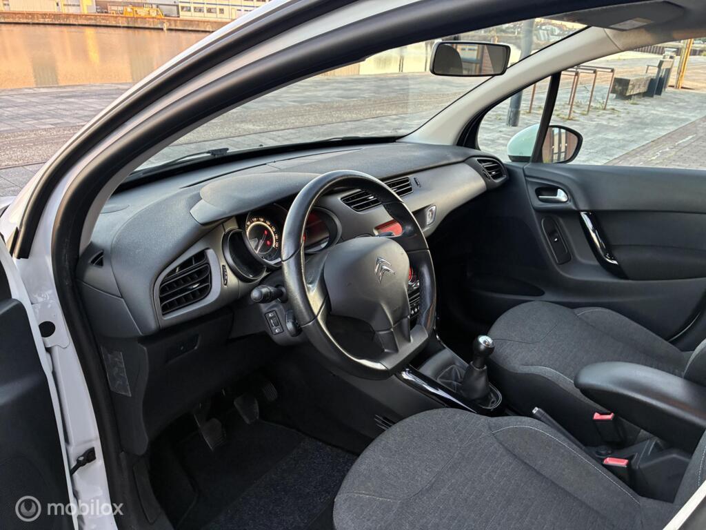Citroen C3 1.2 PureTech km116.730 Nap 5Deurs BJ2014