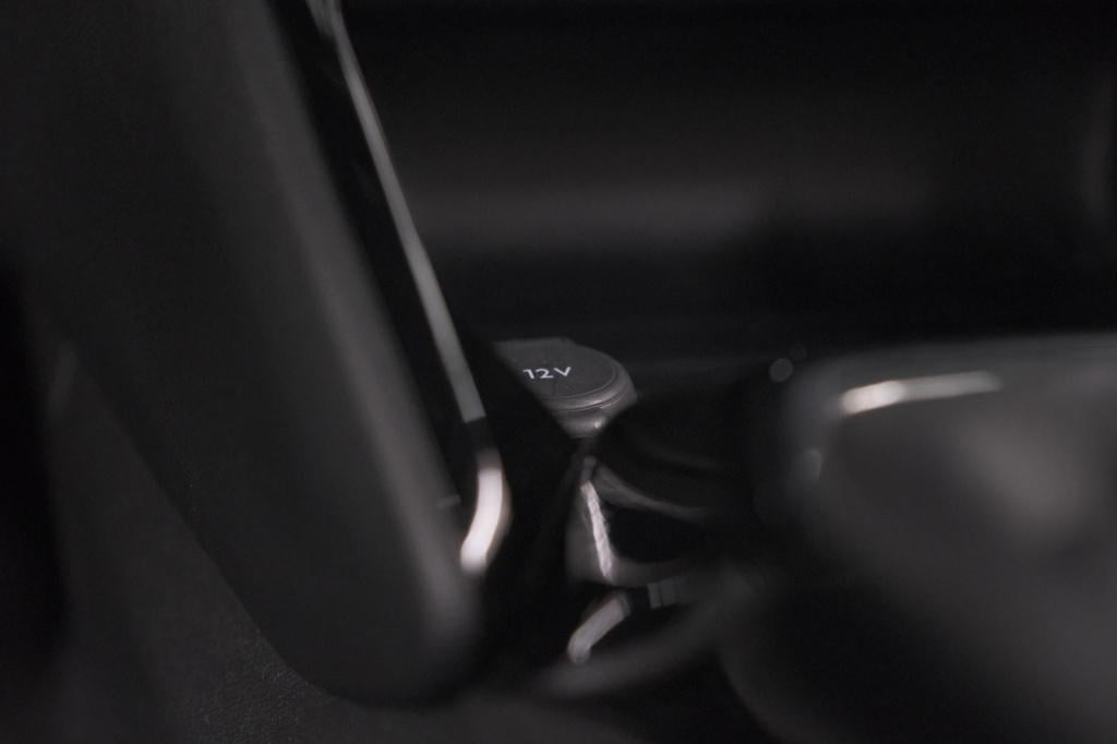 Peugeot 2008 puretech 100 allure | camera | navigatie | parkeersensoren | a