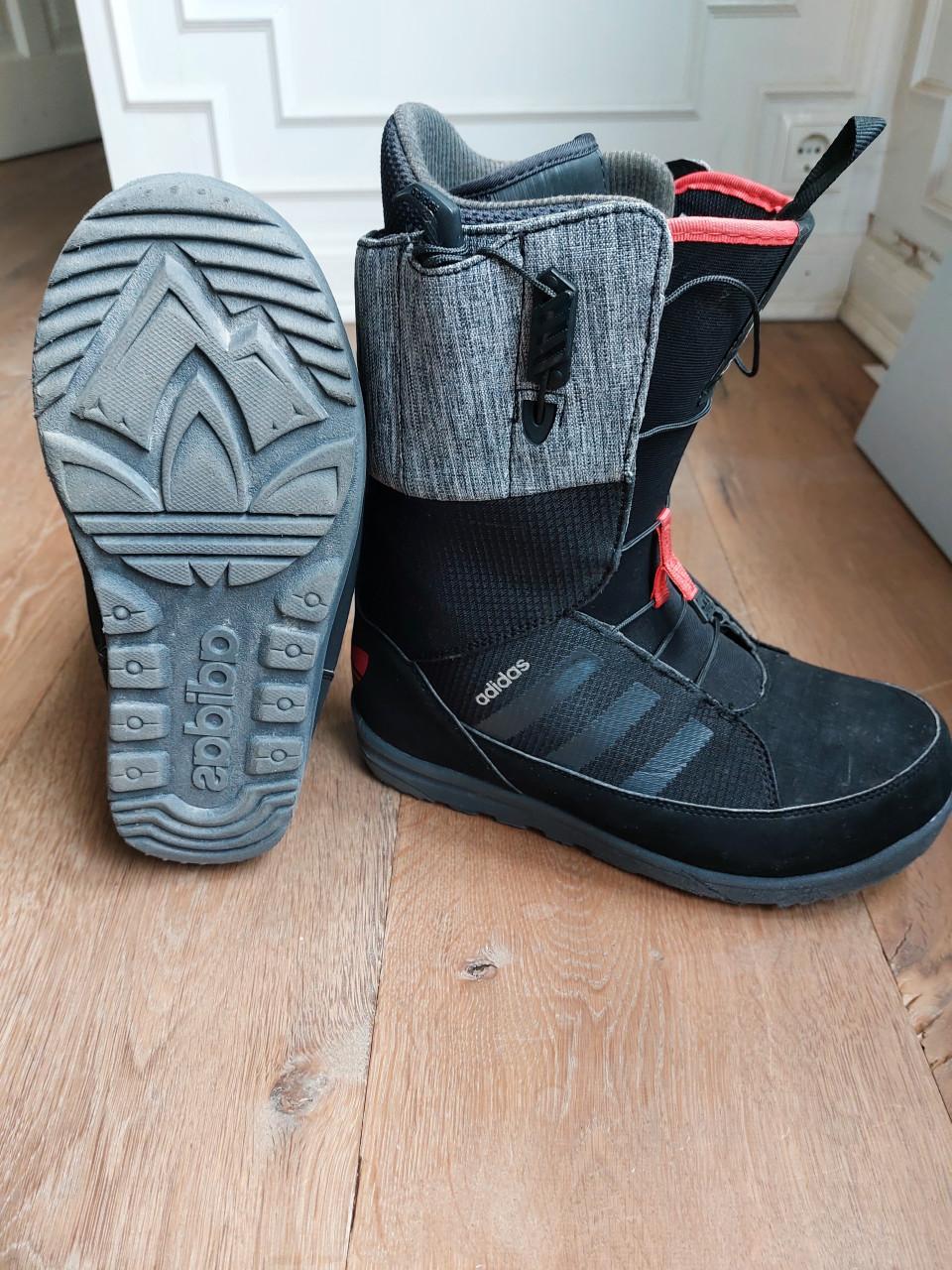 Snowboardschoenen Adidas Mika Lumi maat 8,5