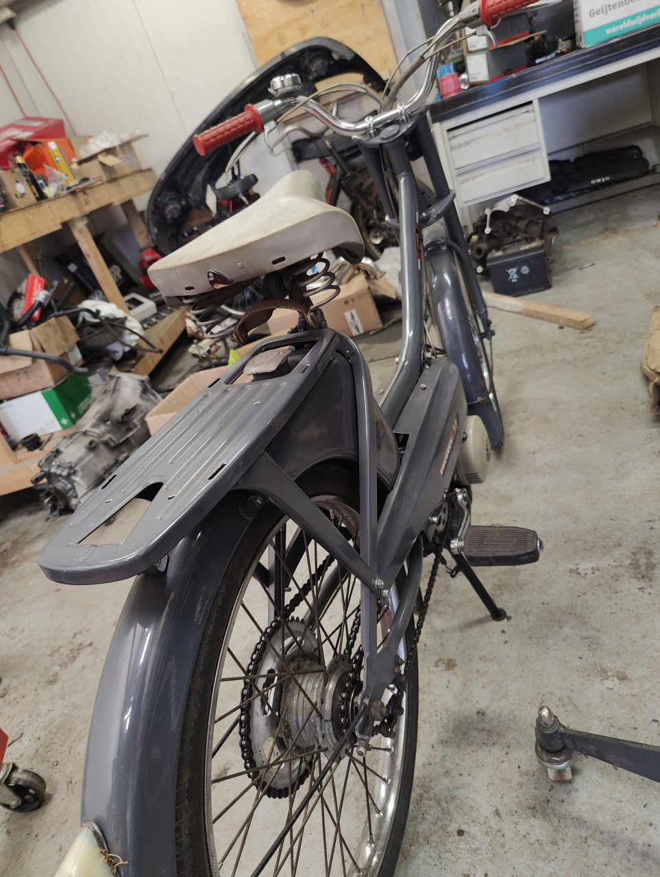 Peugeot brommer