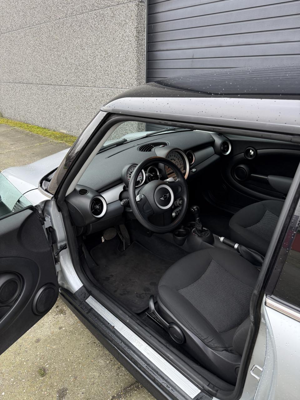 Mini Cooper 1.6 Automaat 114DKM 2008