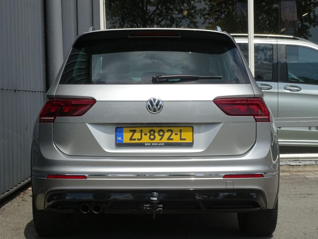 Volkswagen Tiguan 1.4 tsi act highline business r aut | r line | trekhaak |