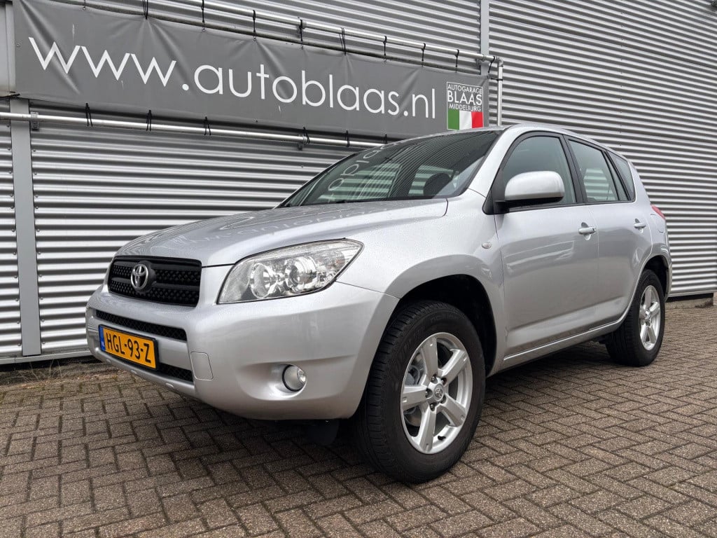 Toyota Rav4 2.0 vvti linea sol