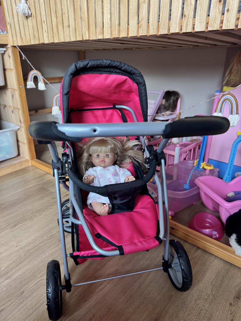 Poppen kinderwagen