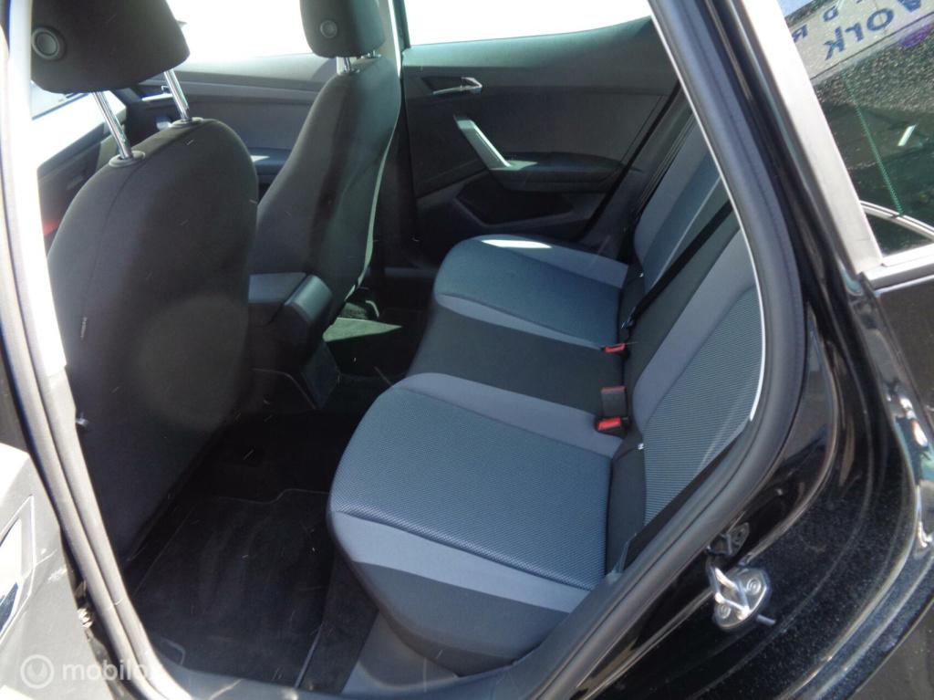 Seat Arona 1.0 tsi style business/airco/ecc/lm velgen/1st eig/pdc/navi/carp