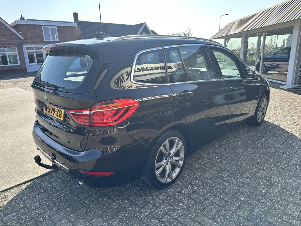 BMW 2-serie gran tourer 220i centennial high executive