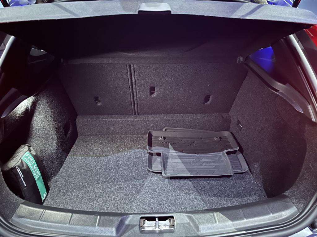 Volvo V40 1.5 t2 inscription *clima*navi*camera*