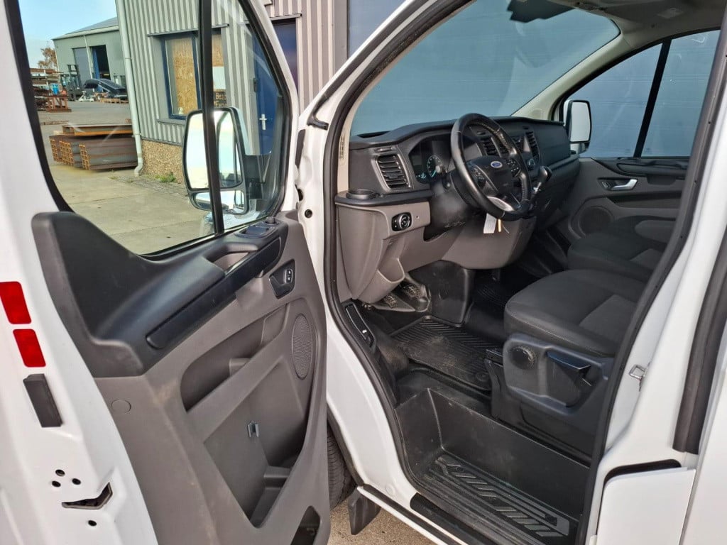 Ford Transit Custom 320 2.0 tdci l2h2 trend airco / cruise controle / verho