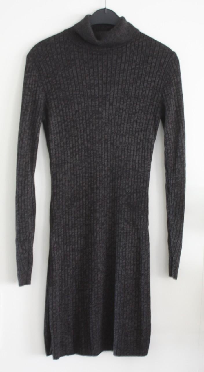 Grijs zwarte jurk met col maat m