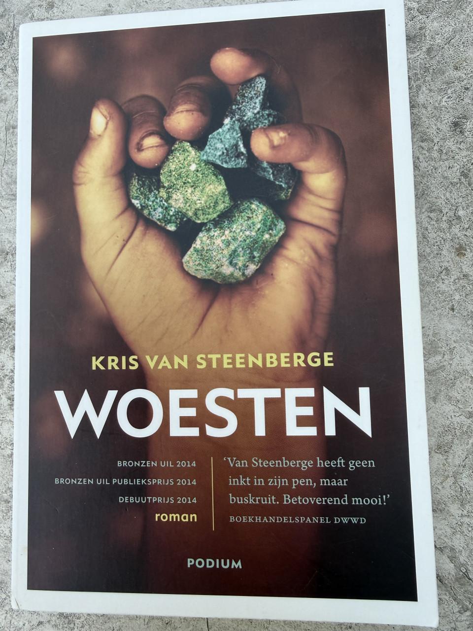 8 zeer nette boeken voor 12,50 euro.