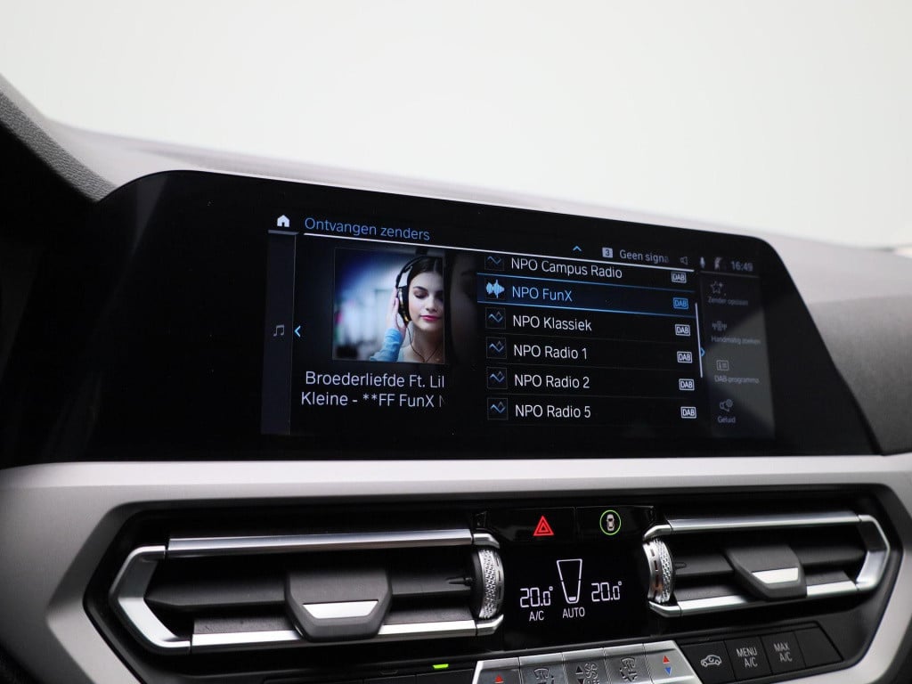 BMW 3-serie 330e high executive | automaat | lmv | navigatie | ledere | par