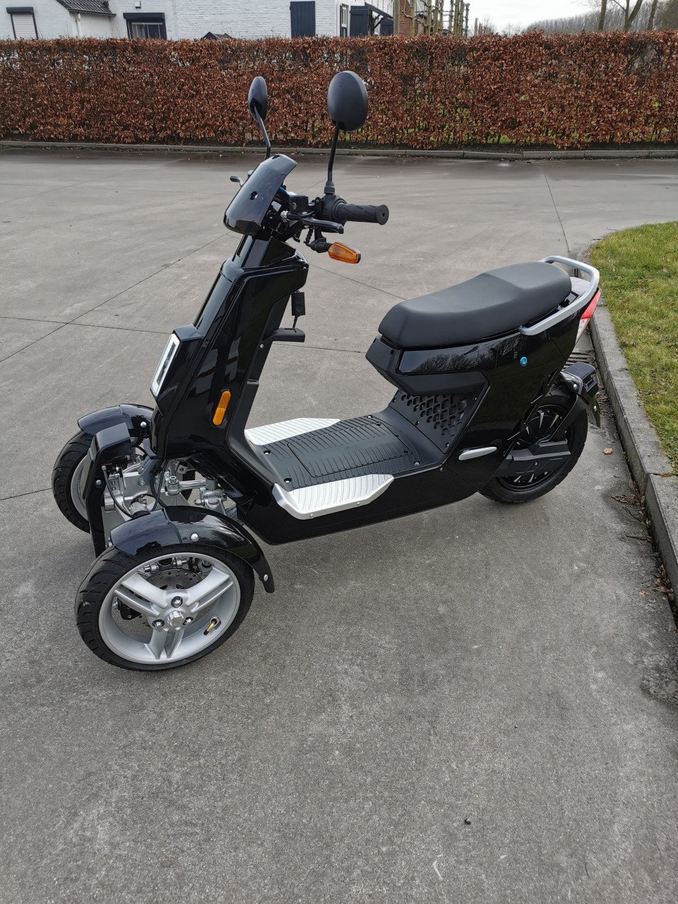 Nieuwe Move V28 scootmobiel - driewieler
