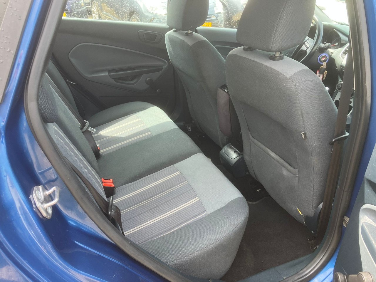 Ford fiesta 1.25 trend 5 deurs airco
