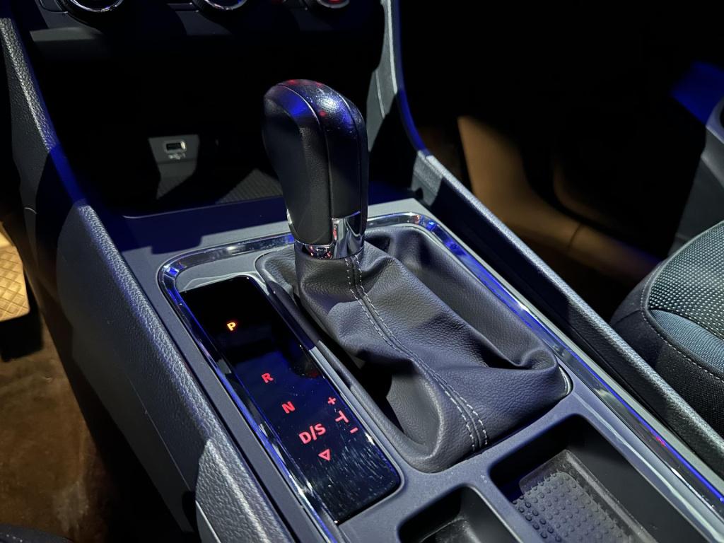 Seat Ateca 1.5 tsi fr business intense *led*navi*camera*trekhaak*