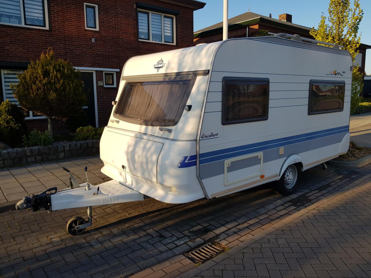 Caravan Hobby Excellent 400SB