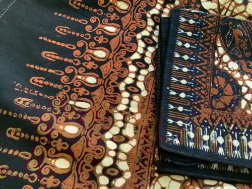 INDONESISCH TAFELKLEED