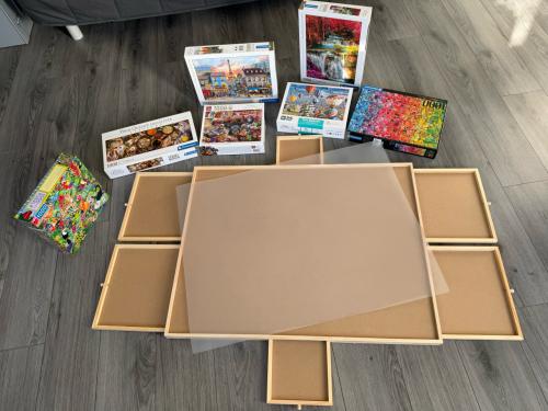 Puzzel plank met laden en puzzels