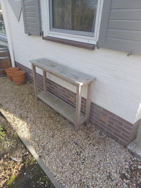 Side table in hardhout teak