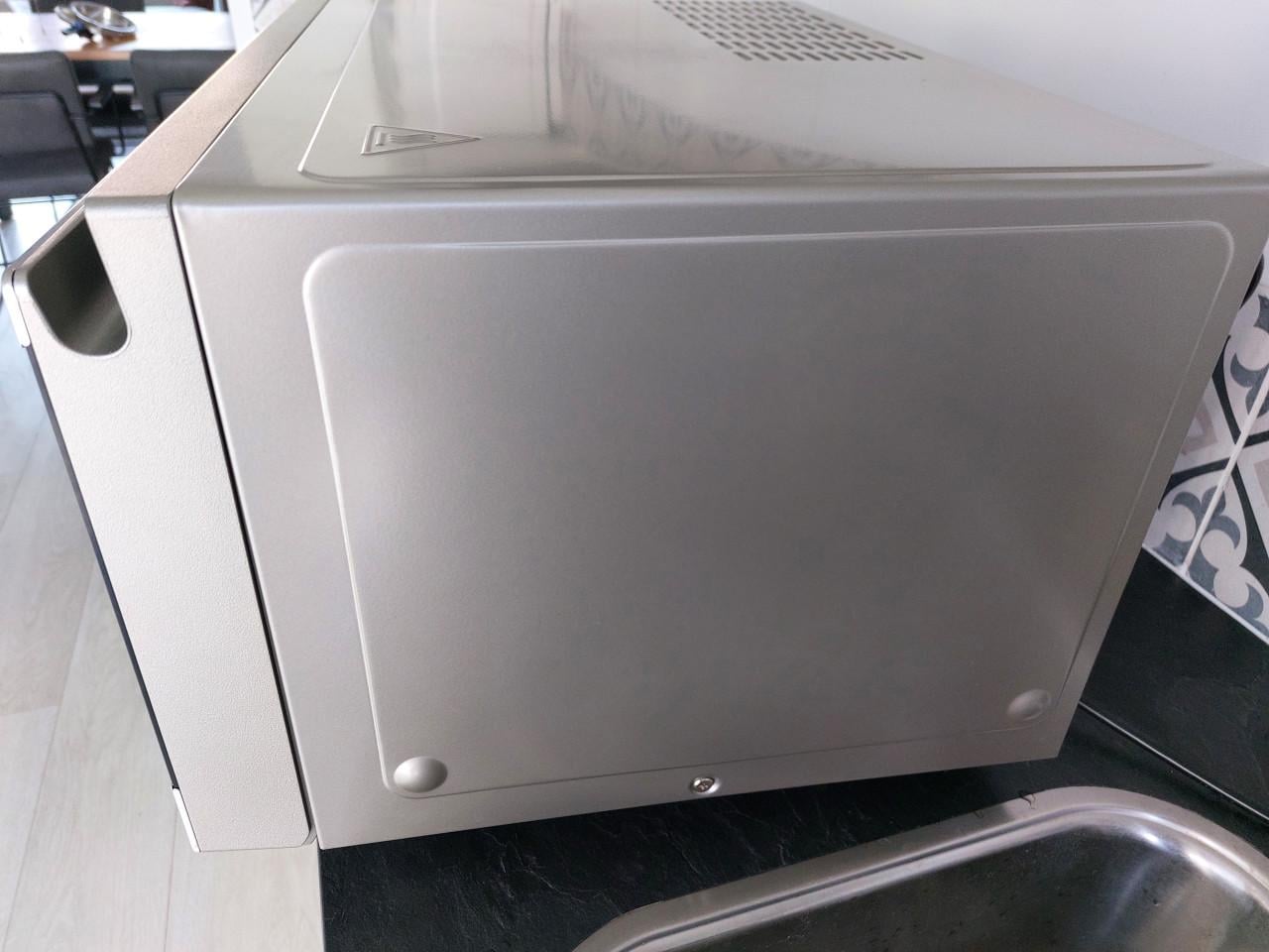 Combi magnetron-oven