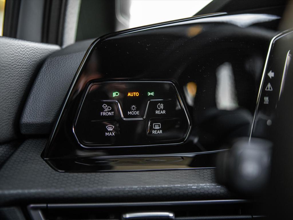 Volkswagen Golf 2.0 tsi 300pk 7-dsg gti clubsport automaat | panoramadak | 