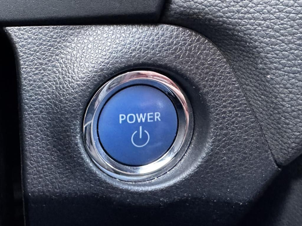 Toyota Rav4 2.5 hybrid style | navigatie | trekhaak | bi-tone |