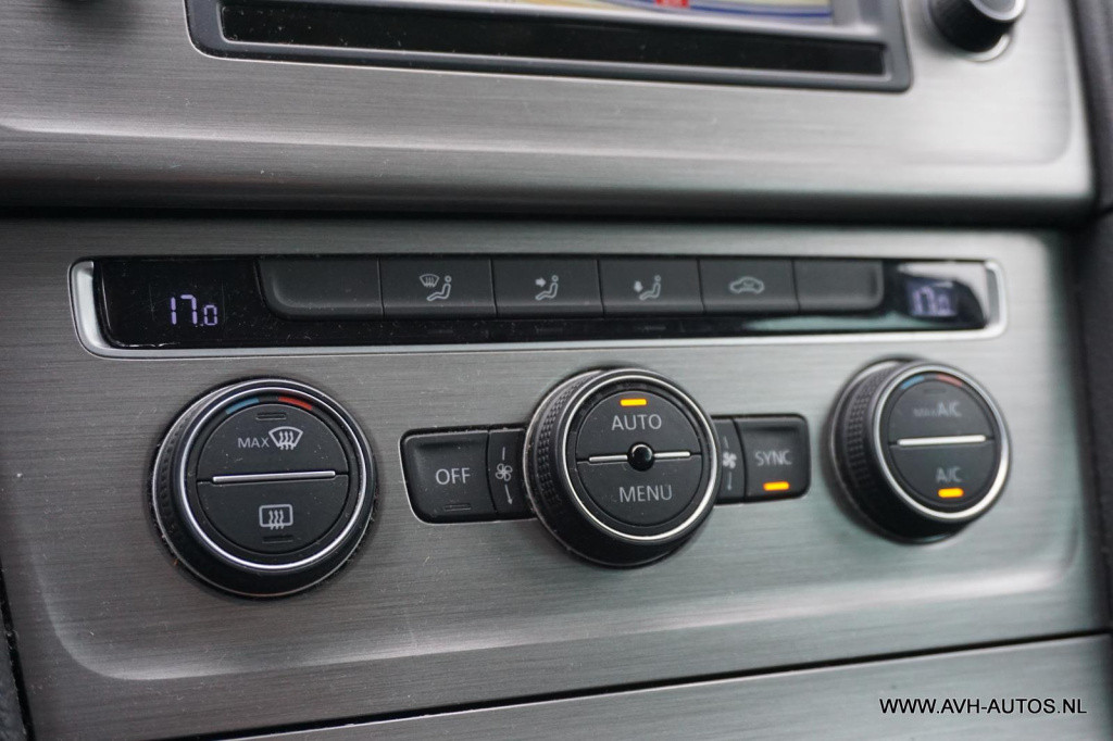 Volkswagen Golf variant 1.0 tsi business edition connected