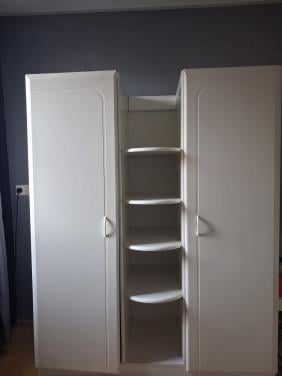 Kledingkast wit 2deurs