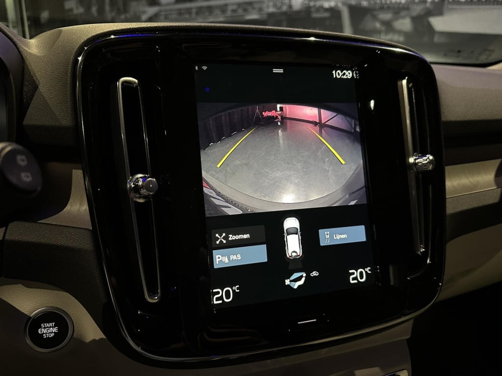 Volvo XC40 1.5 t5 recharge inscription expression