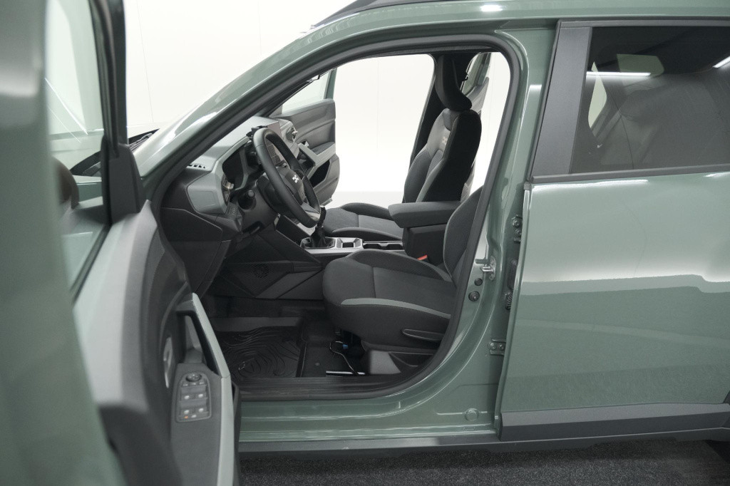 Dacia Duster tce 130 mild hybrid extreme | camera | apple carplay | automat