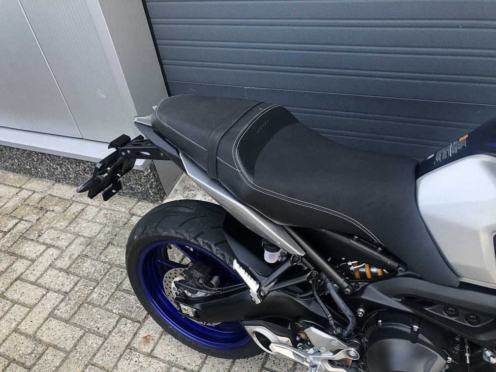 Yamaha MT09-SP met slechts 3956 km!! Gewoon nieuw, incl boekjes etc €8999,-