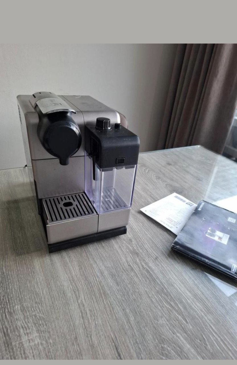 Nespresso DeLonghi EN 550 S