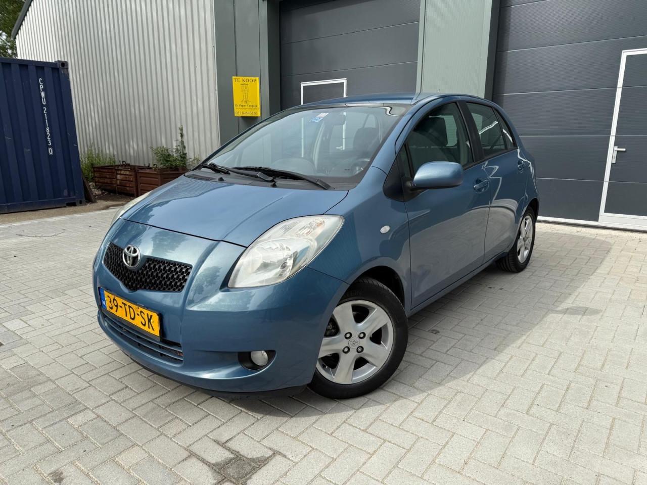 Toyota Yaris 1.3VVTi Luna Vol Jaar Apk