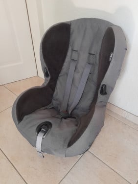 Maxi cosi autostoel 9 / 18 kg (in goede schone staat)