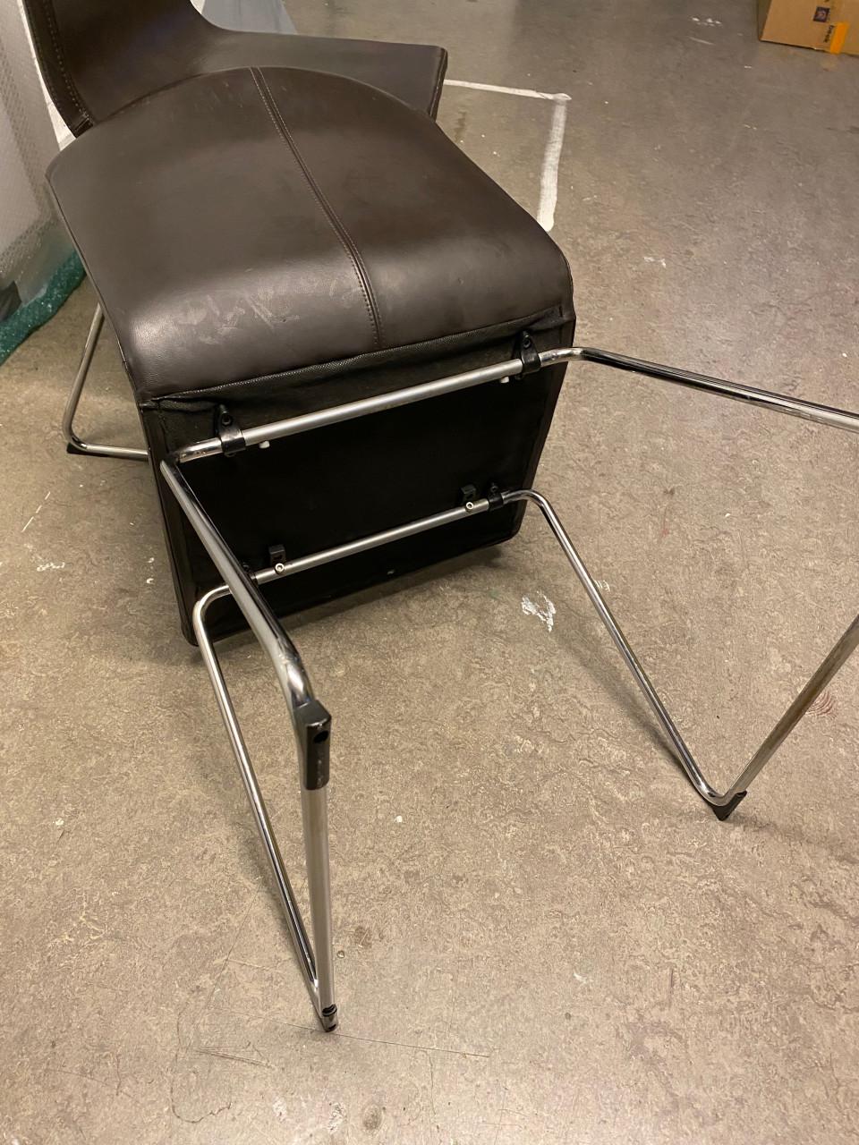 4 eetkamerstoelen leer