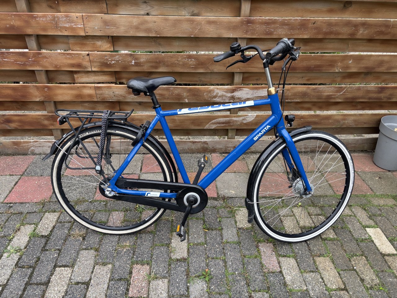 Blauwe sparta herenfiets