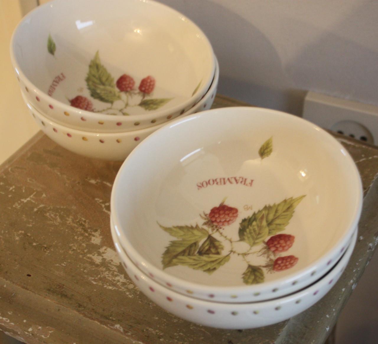 Set van 4 marjolein basting wilde flowers kommetjes met